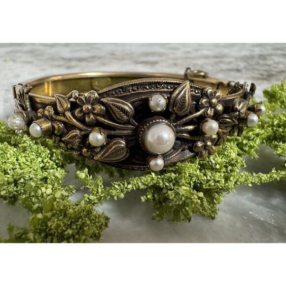 Vintage Original By Robert Elegant Pearl Hinged Cuff Bracelet Rare - Picture 1 of 8